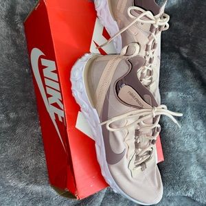 Nike Women React Element 55 Smokey mauve